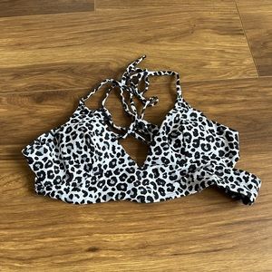 NWOT Shein bikini top